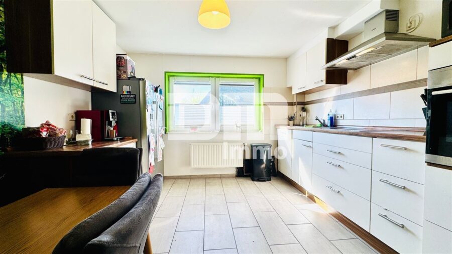 Charmantes Ein- bis Zweifamilienhaus mit großem Garten in begehrter Lage - EG Küche / Einbauküche